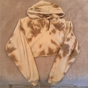 CROPPED TYE DYE HOODIE